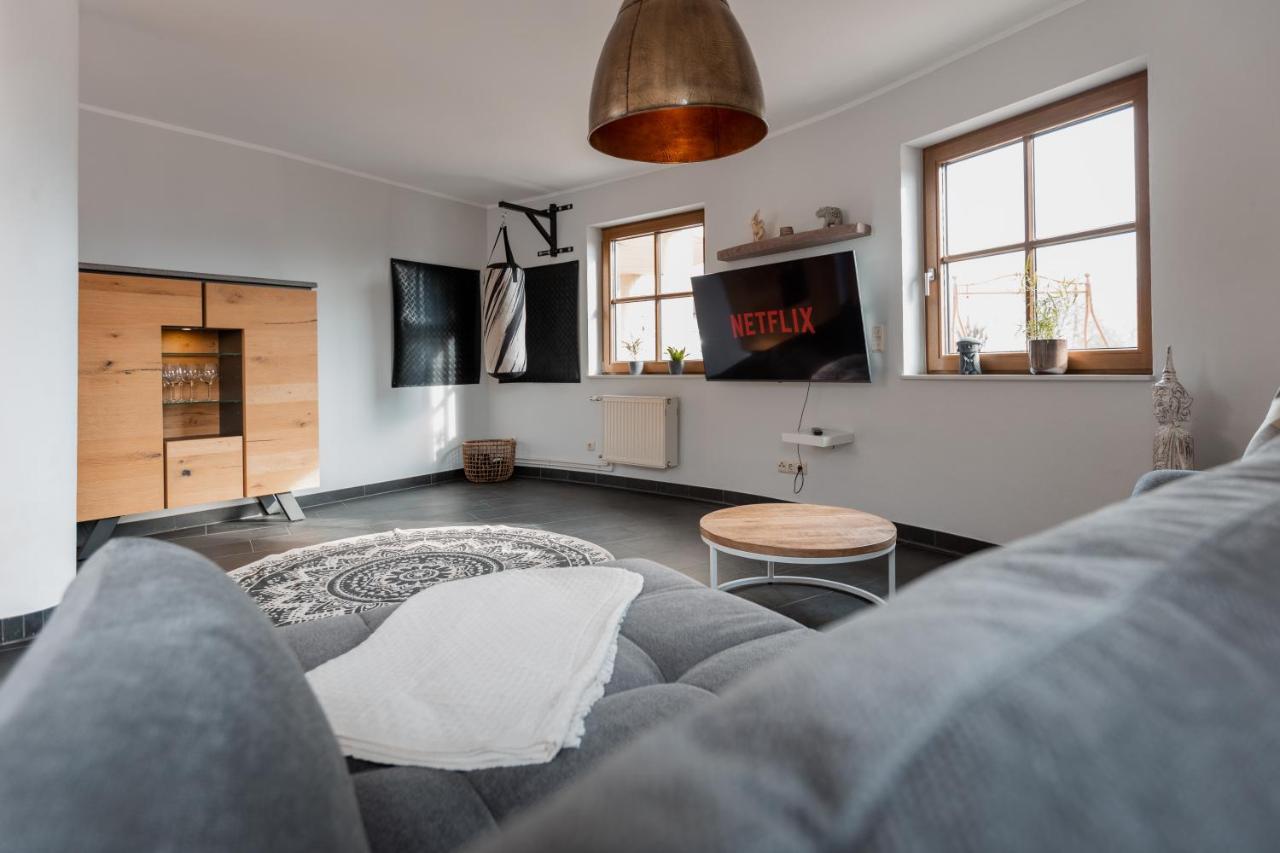 Erholung In Der Natur In Moselnahe, King Size Bett, Netflix, Waschmaschine, Trockner Bengel Exterior foto